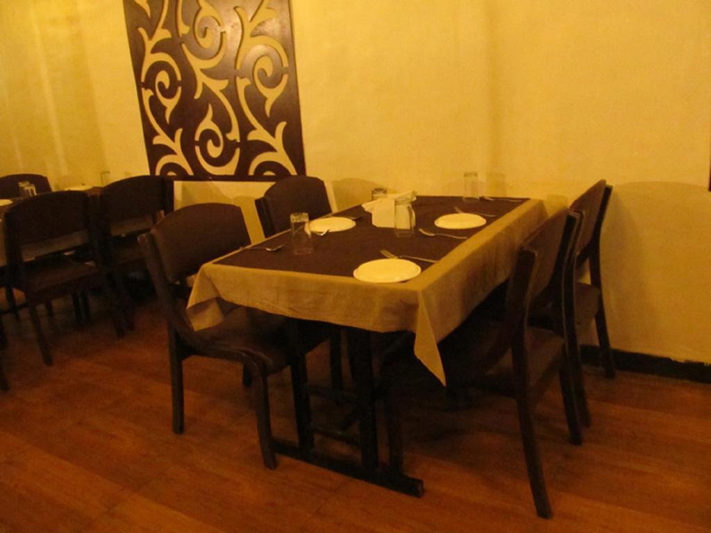 Hotel Sai Regency Daman Exterior foto