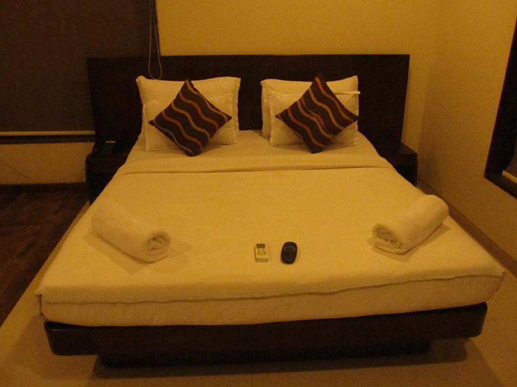 Hotel Sai Regency Daman Exterior foto