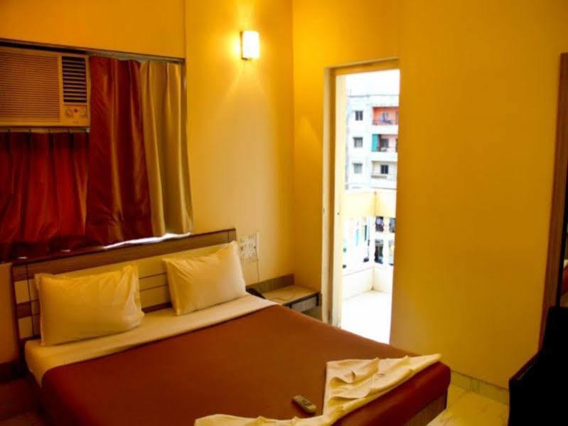 Hotel Sai Regency Daman Exterior foto