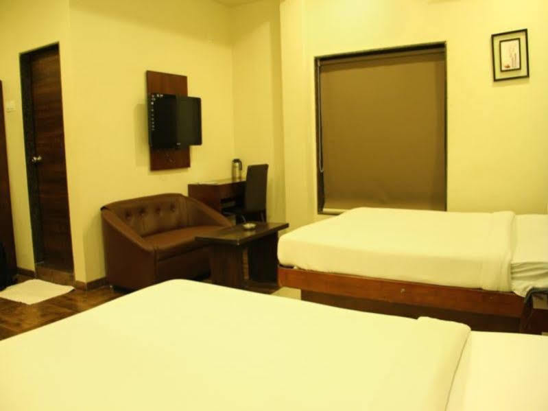 Hotel Sai Regency Daman Exterior foto